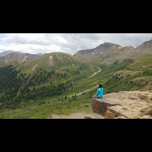 Meet your Posher, Chloe - Picture 5 of 5